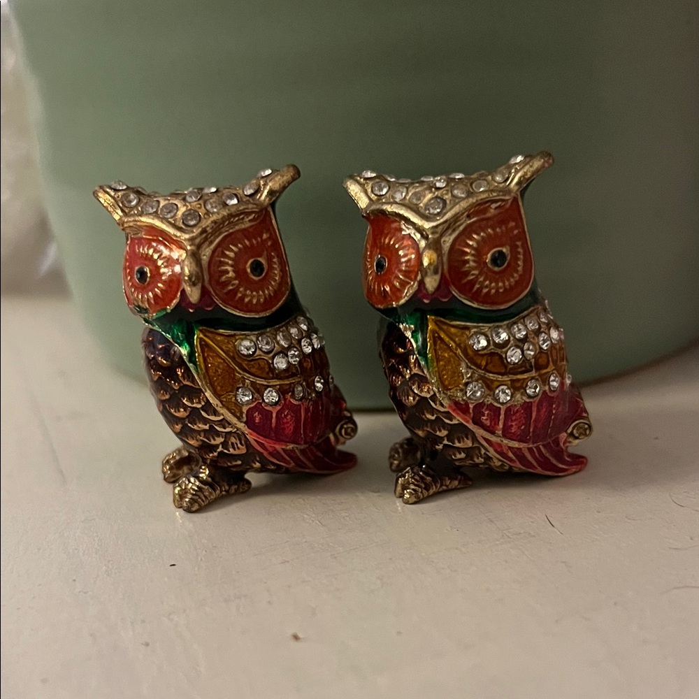 Owl Statue